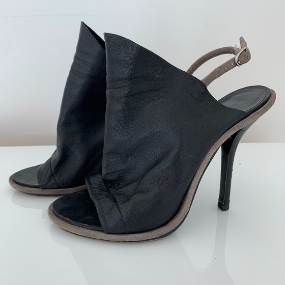 Balenciaga Black/Grey Leather Glove Sandals Size 36 - Picture 1 of 6